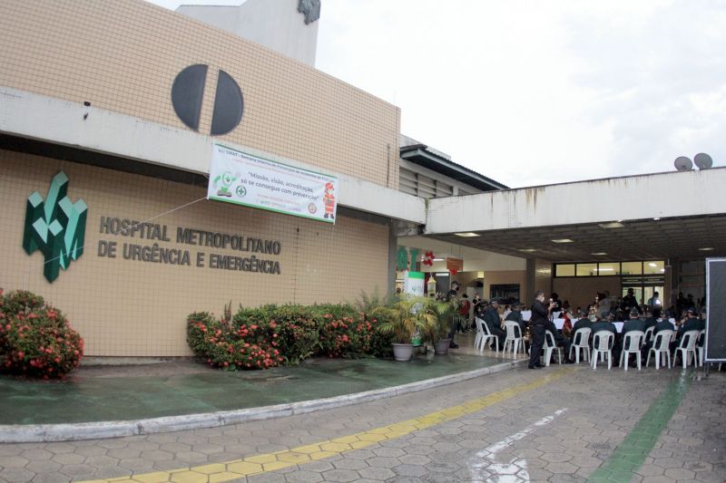 BelÃ©m, ParÃ¡, Brasil. CANTADA NATAL HOSPITAL METROPOLITANO - 19/12/2020 <div class='credito_fotos'>Foto: Ricardo Amanajás / Ag. Pará   |   <a href='/midias/2020/originais/7120_80e66d6d-3b42-86b4-e95b-74982c104f8d.jpg' download><i class='fa-solid fa-download'></i> Download</a></div>