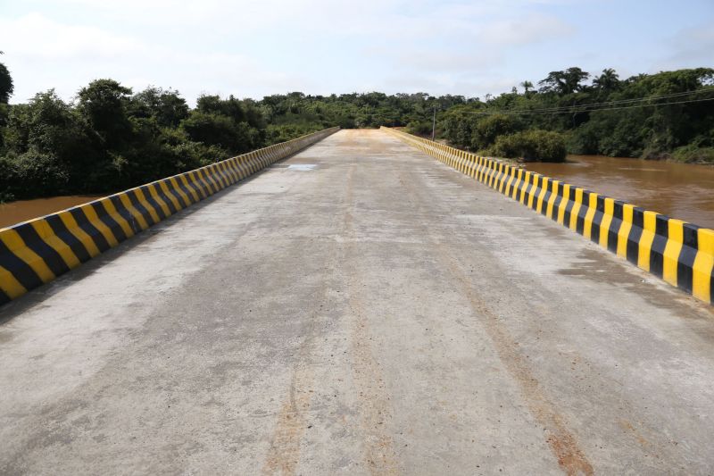 Entrega de Ponte em Cumarú do Norte <div class='credito_fotos'>Foto: Bruno Cecim / Ag.Pará   |   <a href='/midias/2020/originais/7133_c71443d8-be13-729c-a8a2-51dc912f3a67.jpg' download><i class='fa-solid fa-download'></i> Download</a></div>