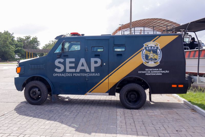 Governo entrega primeiros veículos blindados para segurança pública do Pará <div class='credito_fotos'>Foto: Ricardo Amanajás / Ag. Pará   |   <a href='/midias/2020/originais/7135_471d93f7-3db7-abfd-66bd-f27587c79b45.jpg' download><i class='fa-solid fa-download'></i> Download</a></div>