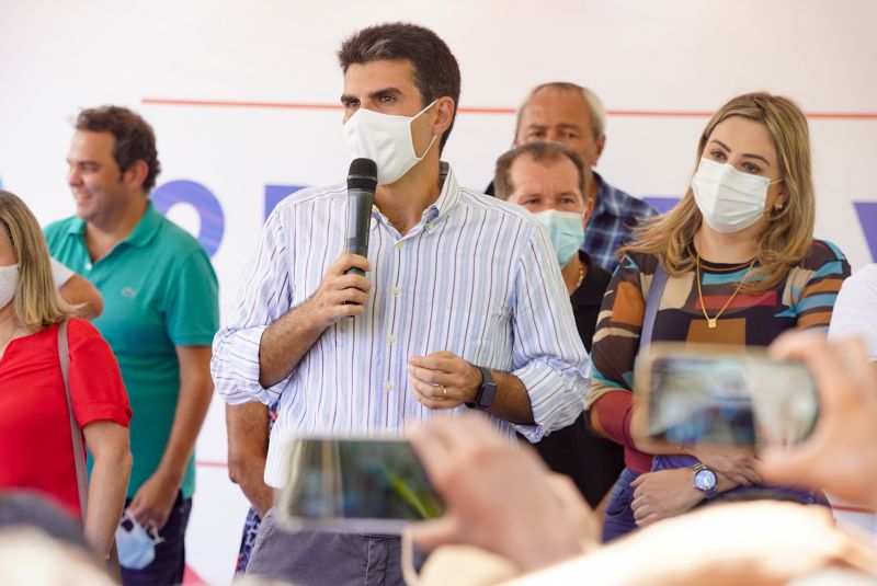 150 estudantes de Salvaterra foram beneficiados com a entrega da Escola de Ensino Fundamental Condeixa. A unidade escolar resulta de uma parceria entre a prefeitura municipal e o Governo do Estado, por meio da Secretaria de Estado de Educação <div class='credito_fotos'>Foto: Marco Santos / Ag. Pará   |   <a href='/midias/2020/originais/7138_4c18230e-b7d5-cc79-6c16-a060fd0c63c5.jpg' download><i class='fa-solid fa-download'></i> Download</a></div>