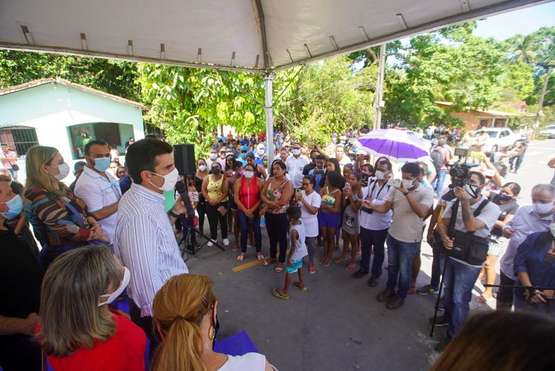 150 estudantes de Salvaterra foram beneficiados com a entrega da Escola de Ensino Fundamental Condeixa. A unidade escolar resulta de uma parceria entre a prefeitura municipal e o Governo do Estado, por meio da Secretaria de Estado de Educação <div class='credito_fotos'>Foto: Marco Santos / Ag. Pará   |   <a href='/midias/2020/originais/7138_52ed9b5d-2916-122c-3d33-50f98f7548c0.jpg' download><i class='fa-solid fa-download'></i> Download</a></div>