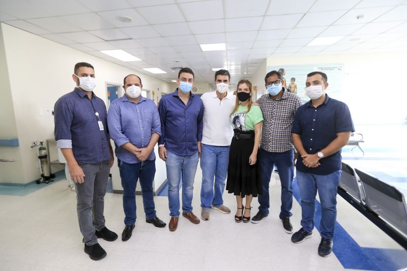 Primeira Dama, Daniela e Governador do Helder Barbalho entregam presentes a crianças e fazem visita a pacientes <div class='credito_fotos'>Foto: Jader Paes / Agência Pará   |   <a href='/midias/2020/originais/7144_2e09d193-857e-08b8-07ba-dd53234ecfc8.jpg' download><i class='fa-solid fa-download'></i> Download</a></div>