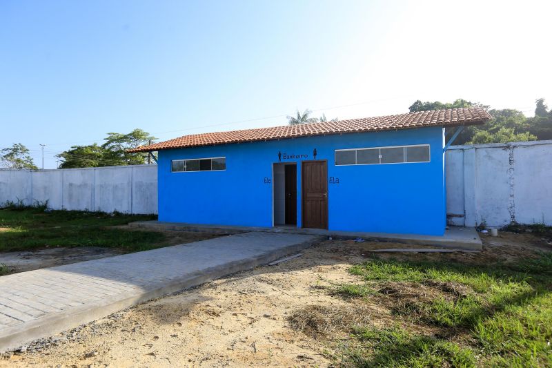 Inauguração do Estádio Municipal Begozão - Benevides <div class='credito_fotos'>Foto: Jader Paes / Agência Pará   |   <a href='/midias/2020/originais/7147_3e296079-8ec2-eef9-ed7a-cf296d58f0b1.jpg' download><i class='fa-solid fa-download'></i> Download</a></div>