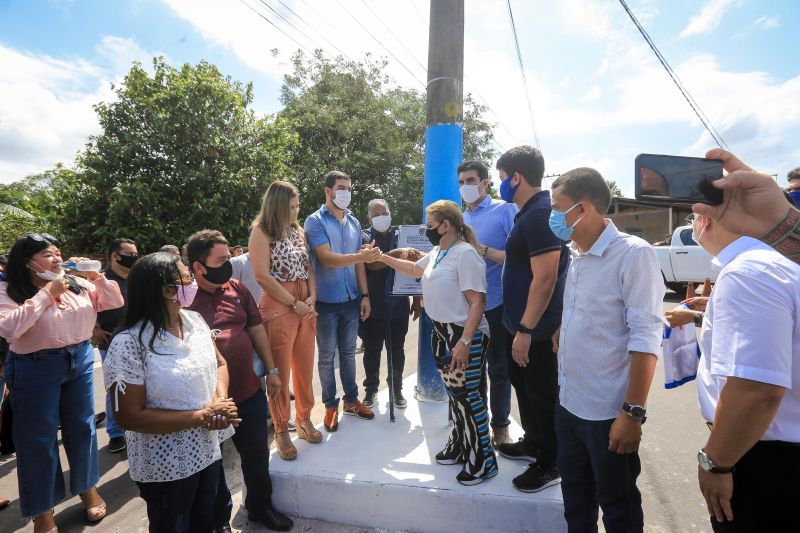 No aniversário de Benevides, Governo beneficia 55 mil moradores com ações do 'Asfalto Por Todo Pará <div class='credito_fotos'>Foto: Jader Paes / Agência Pará   |   <a href='/midias/2020/originais/7148_3c5e4dd2-3d77-61a1-8199-749cf0fc724a.jpg' download><i class='fa-solid fa-download'></i> Download</a></div>