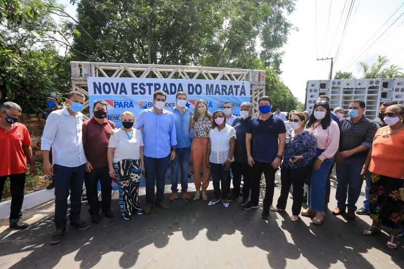 No aniversário de Benevides, Governo beneficia 55 mil moradores com ações do 'Asfalto Por Todo Pará <div class='credito_fotos'>Foto: Jader Paes / Agência Pará   |   <a href='/midias/2020/originais/7148_cbabe7e9-057f-9867-cab0-4bfad252b881.jpg' download><i class='fa-solid fa-download'></i> Download</a></div>