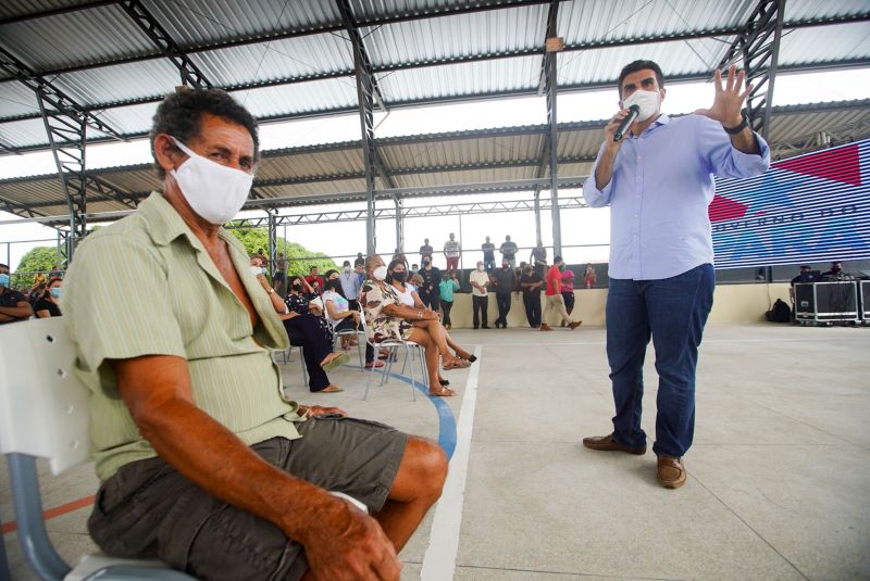 Governo do Estado Entrega títulos de terra em Santa Maria do Pará <div class='credito_fotos'>Foto: Marco Santos / Ag. Pará   |   <a href='/midias/2020/originais/7150_36f1a5b7-4255-0574-820d-3a153f569b13.jpg' download><i class='fa-solid fa-download'></i> Download</a></div>