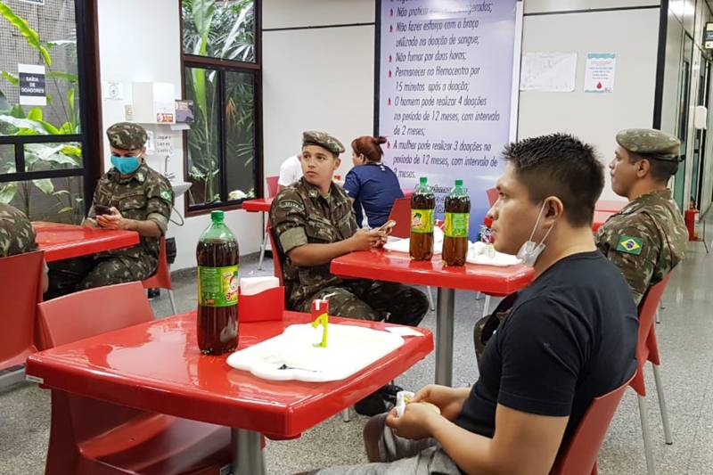 Lanche de doação