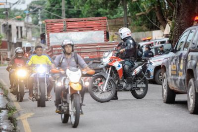 galeria: Mais de 100 agentes de segurança já estão à procura de autores de triplo homicídio na Cabanagem