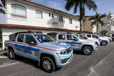 galeria: Governo entrega frota de veículos para a Polícia Militar do Estado