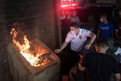 galeria: Polícia Civil incinera mais de duas toneladas de cocaína