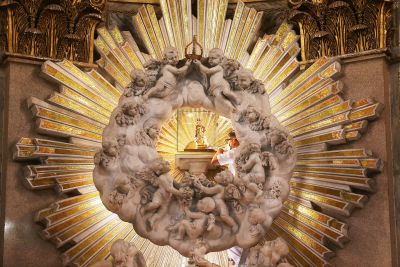 galeria: Descida da Imagem de Nazaré do 'Glória' ocorre com a Basília Santuário fechada