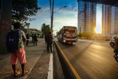 notícia: Corpo de Bombeiros atua na prevenção e combate a incêndios em coletivos