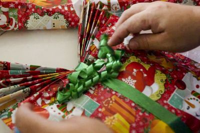 notícia: Crianças em tratamento contra o câncer pedem em cartas presentes de Natal