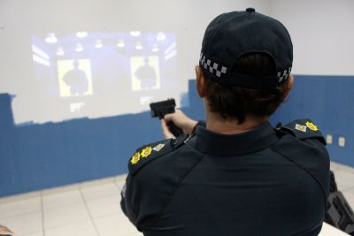 notícia: Polícia Militar inicia teste para aquisição de simulador de tiro avançado