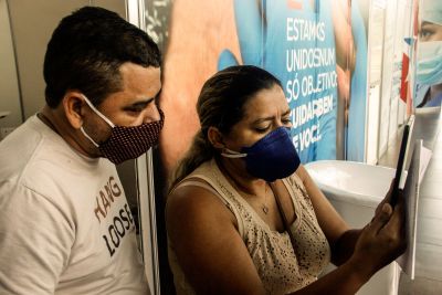 notícia: Hospital de Campanha adota visita virtual entre pacientes e familiares durante pandemia
