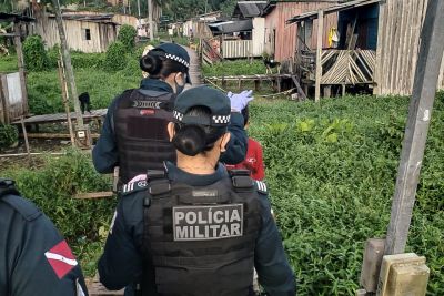 notícia: Polícia Militar leva a distribuição de máscaras para mais três municípios