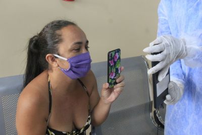 notícia: Pacientes do Hospital Abelardo Santos falam com familiares por videochamada