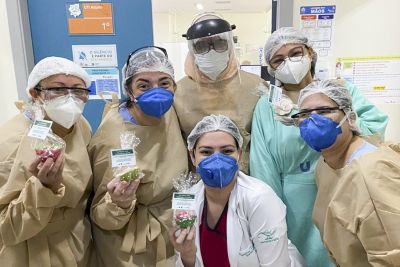 notícia: Santa Casa homenageia profissionais de enfermagem pelo dia internacional