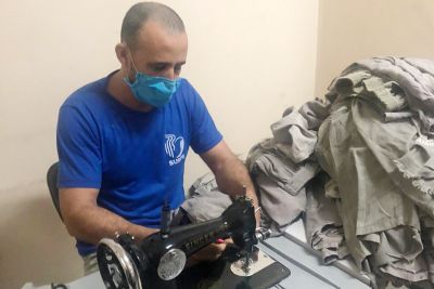 notícia: Internos de unidade prisional produzem materiais de combate à Covid-19