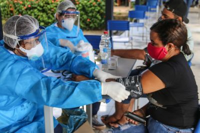 notícia: Ação Itinerante do Governo do Estado atende pacientes com sintomas da Covid-19 em Tailândia