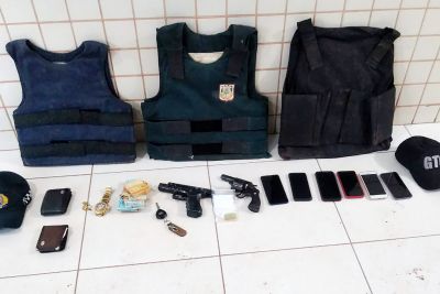 notícia: PM apreende arma, coletes balísticos e ouro roubado em Itaituba