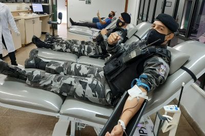 notícia: Hemocentro de Marabá recebe doação de sangue da PM