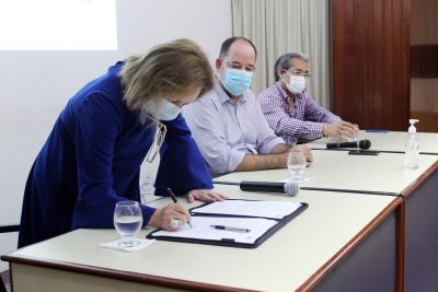 notícia: Hospital de Clínicas firma parcerias para obras de ampliação