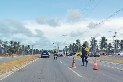 notícia: Agentes de segurança garantem domingo tranquilo nas praias de Salinópolis 