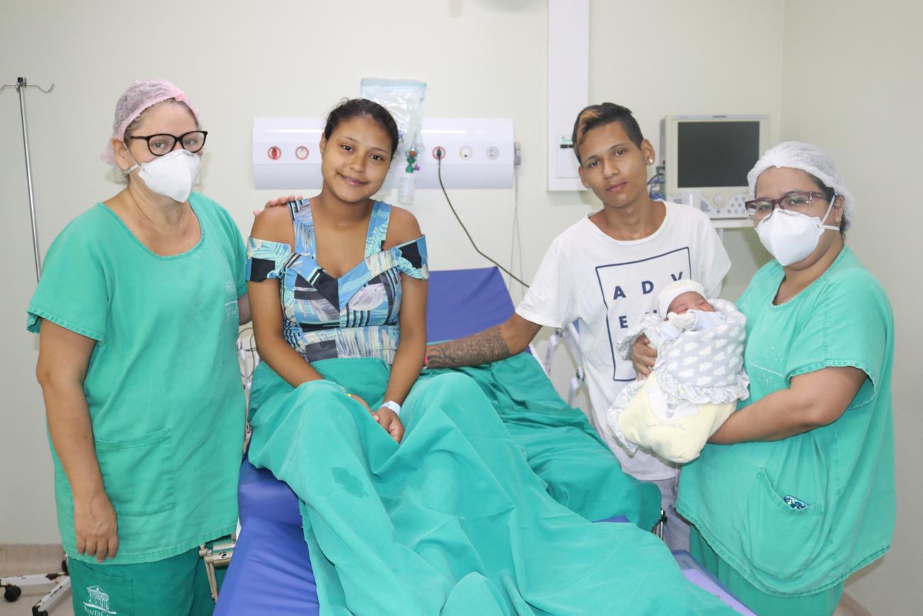 Parto normal emociona família e equipe médica e de enfermagem - Prefeitura  de São José dos Campos
