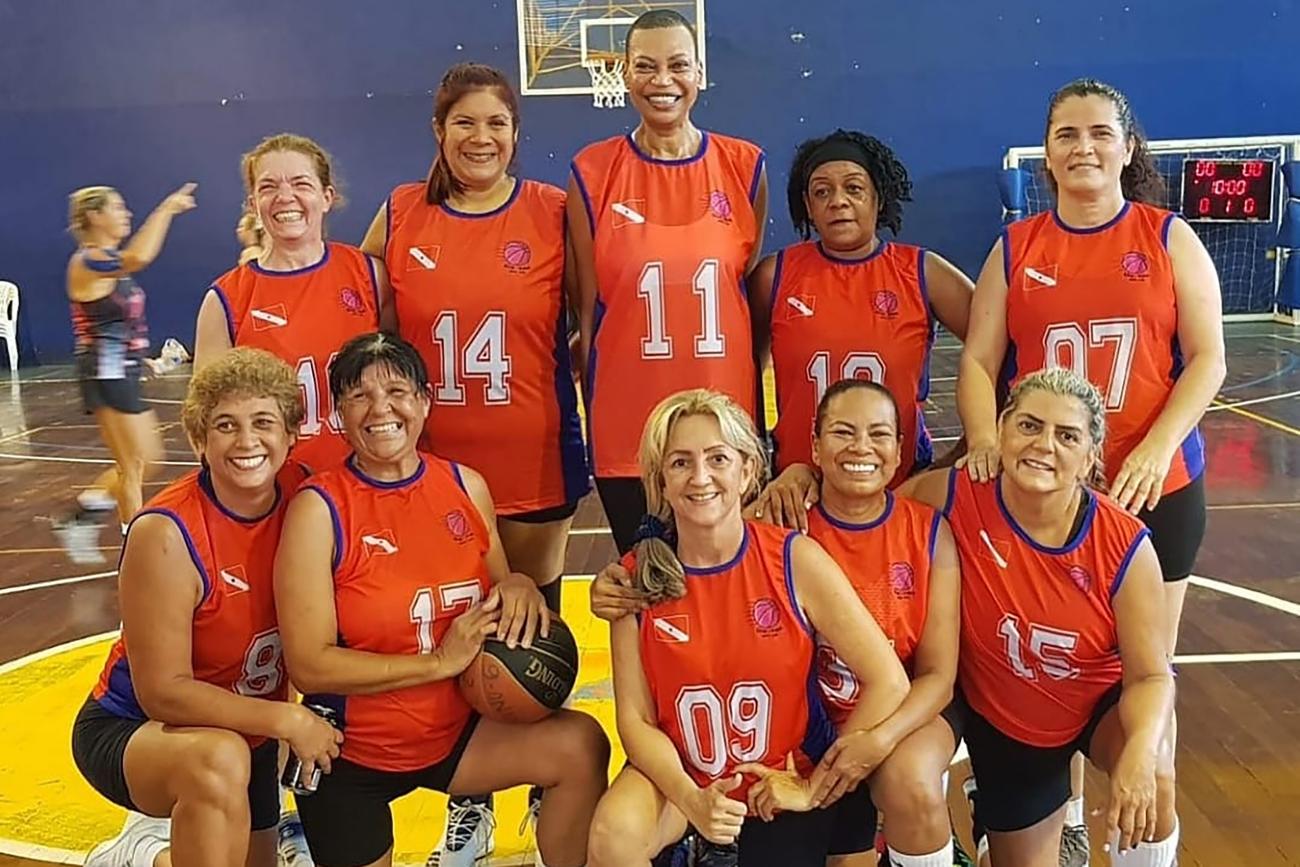 Apoiado pela Sistel, time Master de Basquete Feminino de Bauru