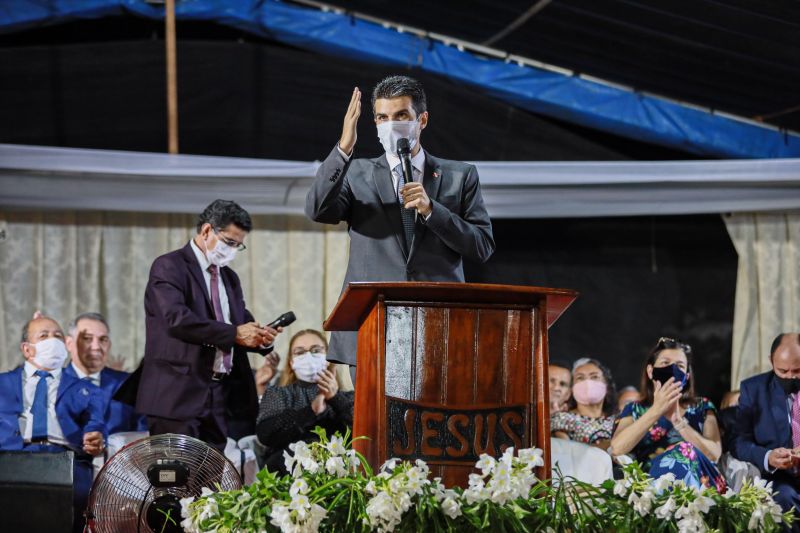 Assembleia de Deus de Tucuruí PA

fotos: marcelo seabra/agpara <div class='credito_fotos'>Foto: Marcelo Seabra / Ag. Pará   |   <a href='/midias/2021/originais/10022_e9c46627-68a3-53b1-b2bb-d815bf9e64c1.jpg' download><i class='fa-solid fa-download'></i> Download</a></div>