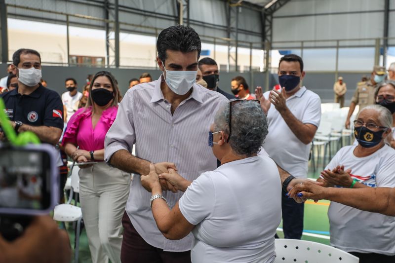 Governador participa da entrega do novo ginásio e dojô do IESP inauguracao-ginasio-dojo-iesp-governador-rodrigo-pinheiro-ag-para

 <div class='credito_fotos'>Foto: Rodrigo Pinheiro / Ag.Pará   |   <a href='/midias/2021/originais/10046_8c7f0193-7784-2ba9-61bd-9551424aadc9.jpg' download><i class='fa-solid fa-download'></i> Download</a></div>