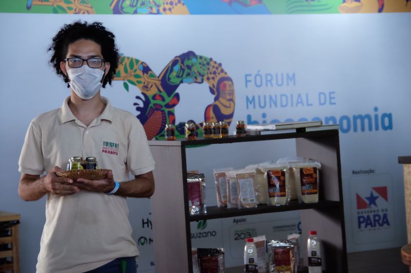  Fórum Mundial de BIOECONOMIA - Fotos Pedro Guerreiro/agpara <div class='credito_fotos'>Foto: Pedro Guerreiro / Ag. Pará   |   <a href='/midias/2021/originais/10070_c6877eb2-26f5-c584-0c9d-cb72e548d919.jpg' download><i class='fa-solid fa-download'></i> Download</a></div>