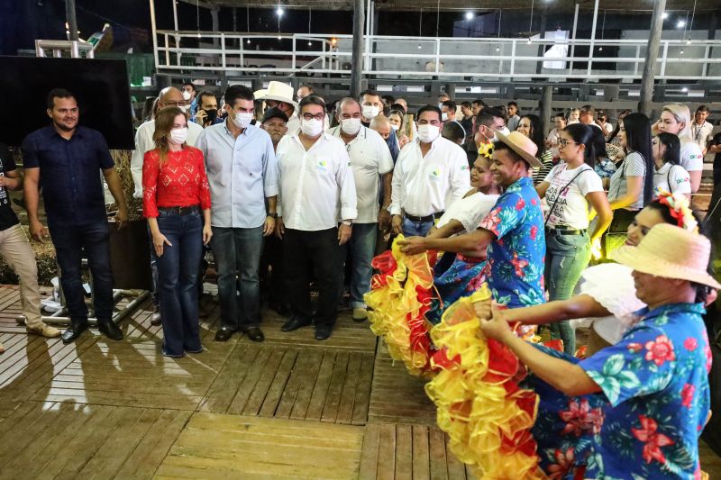 Feira agropecuária de Paragominas parte 1 Fotos Marco Santos/AGPARA <div class='credito_fotos'>Foto: Marco Santos / Ag. Pará   |   <a href='/midias/2021/originais/10102_36f8178b-f49b-488d-d4b4-301263e6fd9b.jpg' download><i class='fa-solid fa-download'></i> Download</a></div>