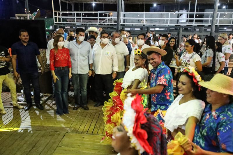 Feira agropecuária de Paragominas parte 1 Fotos Marco Santos/AGPARA <div class='credito_fotos'>Foto: Marco Santos / Ag. Pará   |   <a href='/midias/2021/originais/10102_5b8e40da-51fc-3c42-5e29-263116d66e75.jpg' download><i class='fa-solid fa-download'></i> Download</a></div>