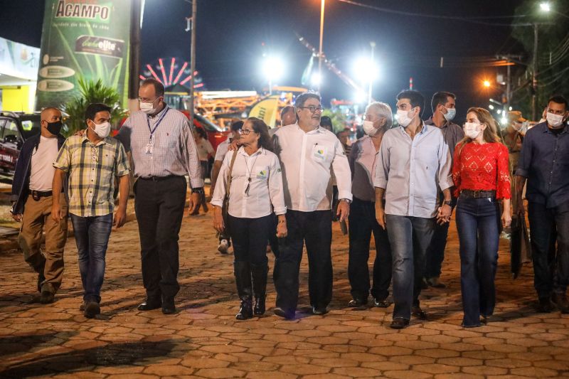 Feira agropecuária de Paragominas parte 1 Fotos Marco Santos/AGPARA <div class='credito_fotos'>Foto: Marco Santos / Ag. Pará   |   <a href='/midias/2021/originais/10102_ee09458d-54db-e6f7-a6ea-fc62922108b6.jpg' download><i class='fa-solid fa-download'></i> Download</a></div>