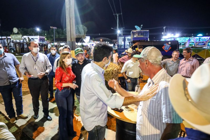 Feira agropecuária de Paragominas parte 1 Fotos Marco Santos/AGPARA <div class='credito_fotos'>Foto: Marco Santos / Ag. Pará   |   <a href='/midias/2021/originais/10102_f134aa38-3439-5fa2-9195-72bc86165e05.jpg' download><i class='fa-solid fa-download'></i> Download</a></div>