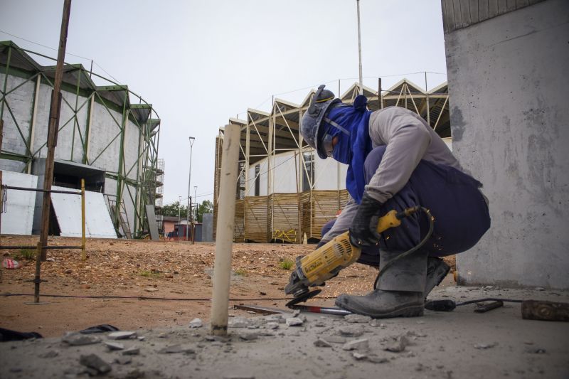 Obras da Usina da Paz em Marituba, região metropolitana de Belém. <div class='credito_fotos'>Foto: Pedro Guerreiro / Ag. Pará   |   <a href='/midias/2021/originais/10192_2666cce1-d3b4-9b86-dcaf-c119a1a6a434.jpg' download><i class='fa-solid fa-download'></i> Download</a></div>