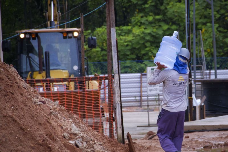 Obras da Usina da Paz em Marituba, região metropolitana de Belém. <div class='credito_fotos'>Foto: Pedro Guerreiro / Ag. Pará   |   <a href='/midias/2021/originais/10192_5df4f7a5-dc98-b960-d122-e4eebf3cccc3.jpg' download><i class='fa-solid fa-download'></i> Download</a></div>