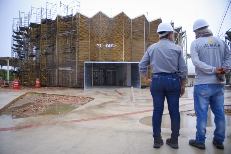 Obras da Usina da Paz em Marituba, região metropolitana de Belém. <div class='credito_fotos'>Foto: Pedro Guerreiro / Ag. Pará   |   <a href='/midias/2021/originais/10192_7b20b480-6beb-dbef-9e02-0798d3be1dc5.jpg' download><i class='fa-solid fa-download'></i> Download</a></div>