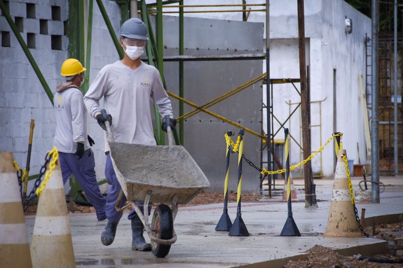 Obras da Usina da Paz em Marituba, região metropolitana de Belém. <div class='credito_fotos'>Foto: Pedro Guerreiro / Ag. Pará   |   <a href='/midias/2021/originais/10192_8655942d-7b64-d7fb-965c-c37df5034791.jpg' download><i class='fa-solid fa-download'></i> Download</a></div>