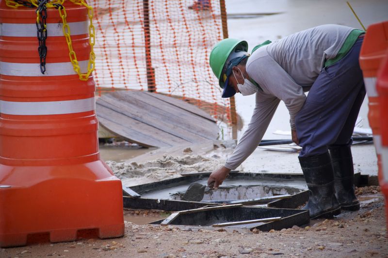 Obras da Usina da Paz em Marituba, região metropolitana de Belém. <div class='credito_fotos'>Foto: Pedro Guerreiro / Ag. Pará   |   <a href='/midias/2021/originais/10192_97bdb0a7-361e-6429-198b-4b85dc351e2f.jpg' download><i class='fa-solid fa-download'></i> Download</a></div>