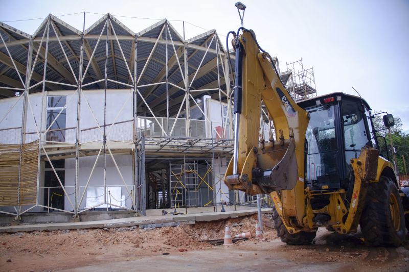 Obras da Usina da Paz em Marituba, região metropolitana de Belém. <div class='credito_fotos'>Foto: Pedro Guerreiro / Ag. Pará   |   <a href='/midias/2021/originais/10192_c57a9c97-cfe1-cff0-f552-5bac0142a6d5.jpg' download><i class='fa-solid fa-download'></i> Download</a></div>