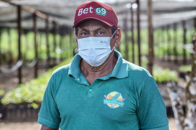 Romualdo Barata Evangelista, prático rural da Uagro <div class='credito_fotos'>Foto: Marco Santos / Ag. Pará   |   <a href='/midias/2021/originais/10213_7ff0f33e-c998-6a04-edbc-295d836f3534.jpg' download><i class='fa-solid fa-download'></i> Download</a></div>