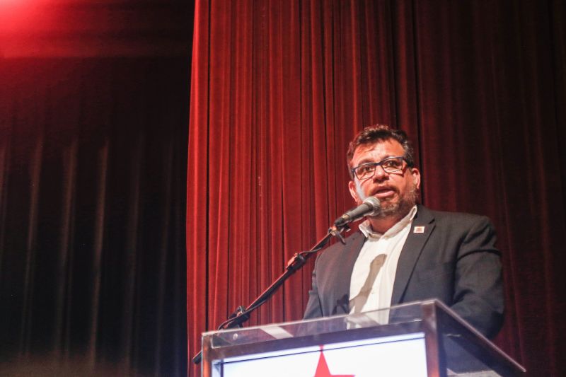 entrega do Título Doutor Honoris Causa concedido à
Paulo Freire, representado por Nita Freire na noite desta
quarta-feira, 17, no Teatro Maria Sylvia Nunes.

FOTOS: Nailana Thiely / UEPA <div class='credito_fotos'>Foto: Nailana Thiely / Ascom Uepa   |   <a href='/midias/2021/originais/10251_70708598-14c7-bade-eaad-226859b873e2.jpg' download><i class='fa-solid fa-download'></i> Download</a></div>