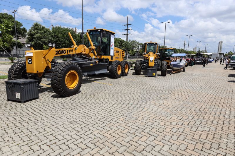 Entrega equipamentos e maquinários para Municípios - Entrega viaturas segurança público  Novembro Azul - fotos Bruno Cecim/agpara <div class='credito_fotos'>Foto: Bruno Cecim / Ag.Pará   |   <a href='/midias/2021/originais/10255_e7ef8c53-939c-51fd-9cd4-703e34b27db6.jpg' download><i class='fa-solid fa-download'></i> Download</a></div>