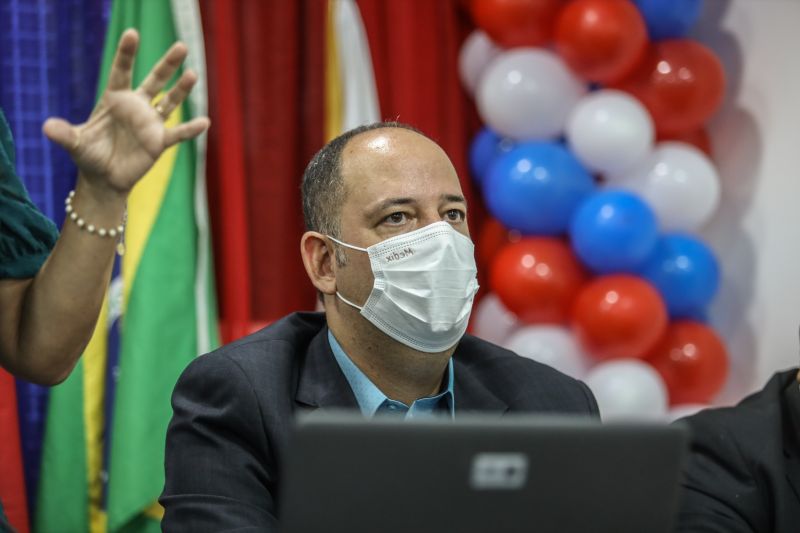 AULA INAUGURAL ETSUS  <div class='credito_fotos'>Foto: Rodrigo Pinheiro / Ag.Pará   |   <a href='/midias/2021/originais/10283_564692e4-c54c-0bc4-02ca-df2453957a8a.jpg' download><i class='fa-solid fa-download'></i> Download</a></div>