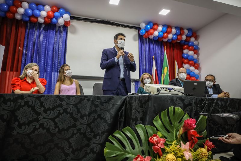 AULA INAUGURAL ETSUS  <div class='credito_fotos'>Foto: Rodrigo Pinheiro / Ag.Pará   |   <a href='/midias/2021/originais/10283_6b1ac8b0-67d9-a7fd-0435-5620428c0cfb.jpg' download><i class='fa-solid fa-download'></i> Download</a></div>