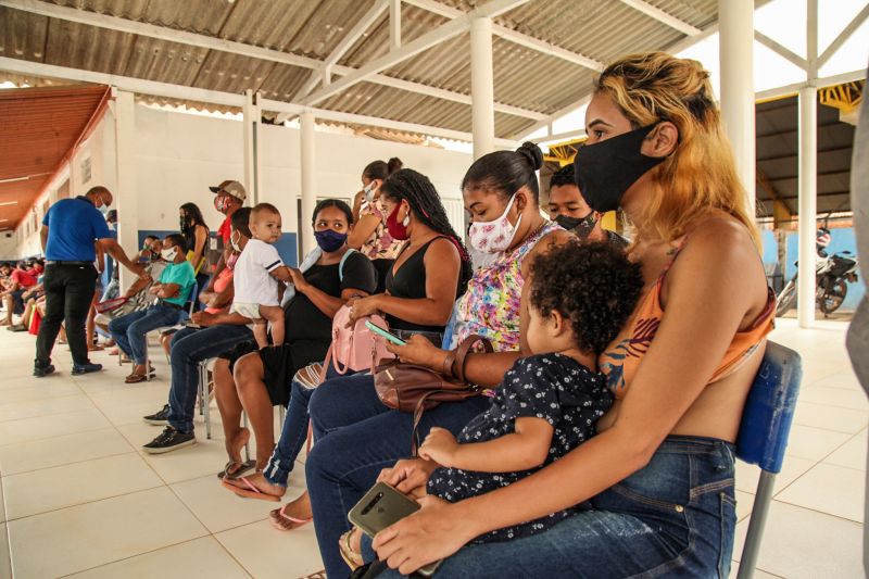 Caravana de Cidadania em Jacunda

fotos: wagner almeida / sejudh <div class='credito_fotos'>Foto: Wagner Almeida/ Ascom Sejudh   |   <a href='/midias/2021/originais/10323_f8fc6443-a462-95bd-2bf5-952c214fc56d.jpg' download><i class='fa-solid fa-download'></i> Download</a></div>