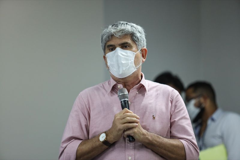 Carlos Maneschy, secretário SECTET <div class='credito_fotos'>Foto: Rodrigo Pinheiro / Ag.Pará | <a href='/midias/2021/originais/10348_2b2f10a2-d438-d602-3de4-9aecd7d621a8.jpg' download><i class='fa-solid fa-download'></i> Download</a></div>